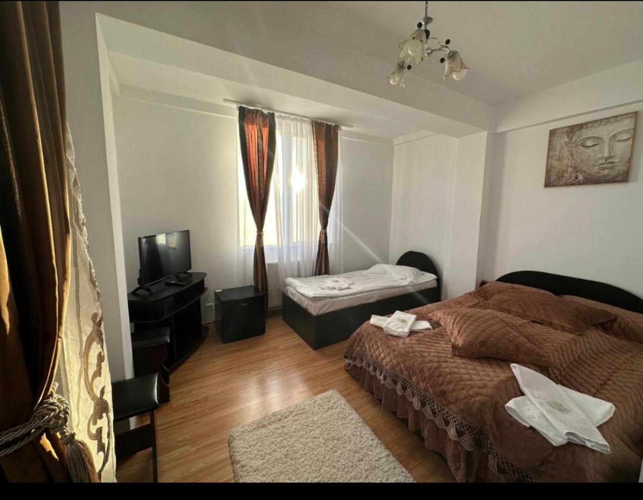 Casa Rustic Cazare Питешти Экстерьер фото