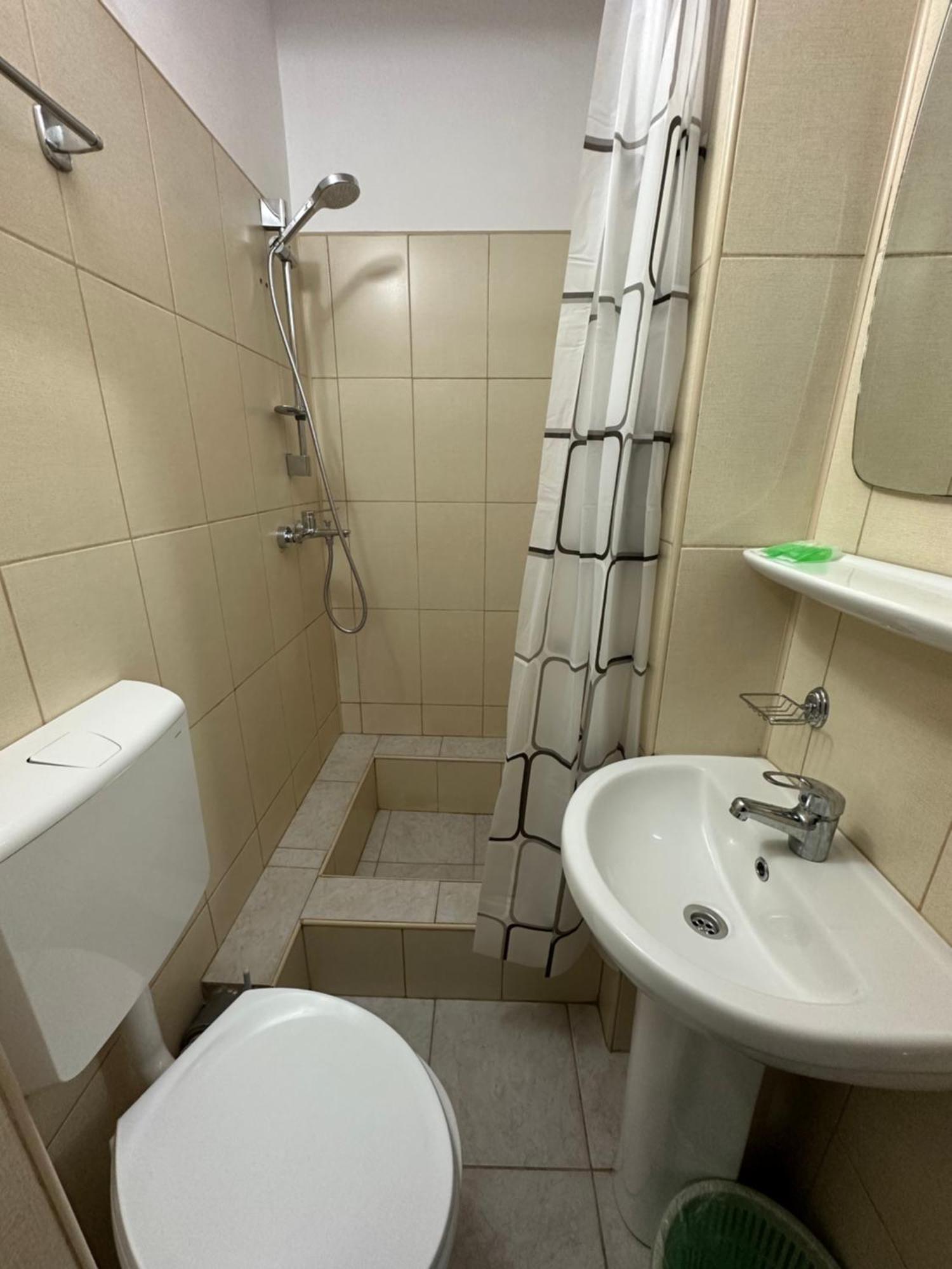 Casa Rustic Cazare Питешти Экстерьер фото